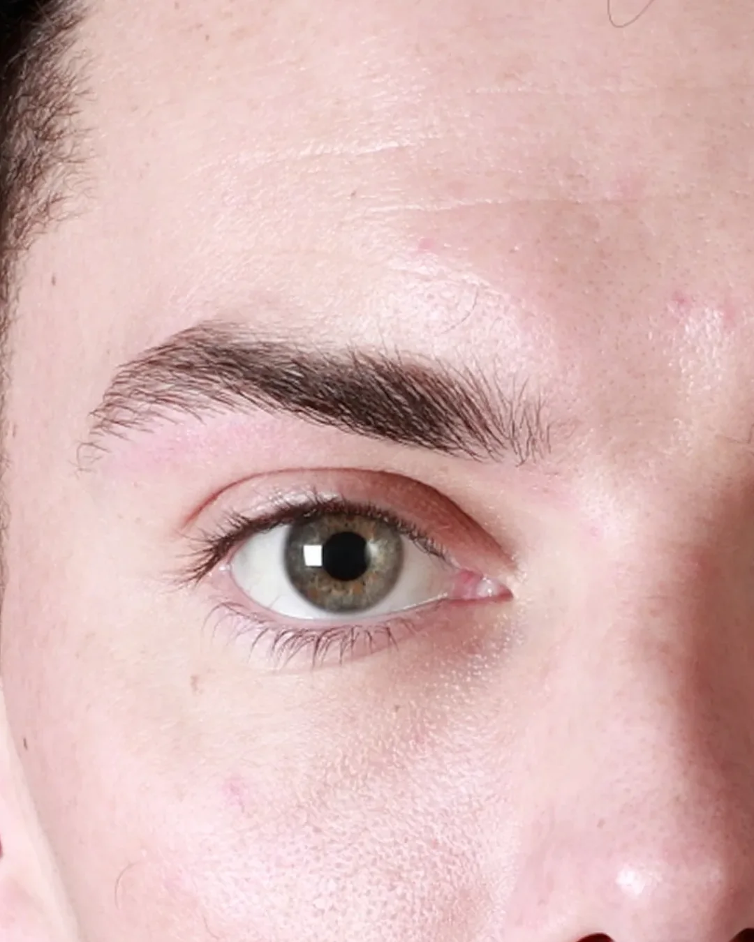 Model&rsquo;s brow after eyebrow threading at Benito, clean and defined